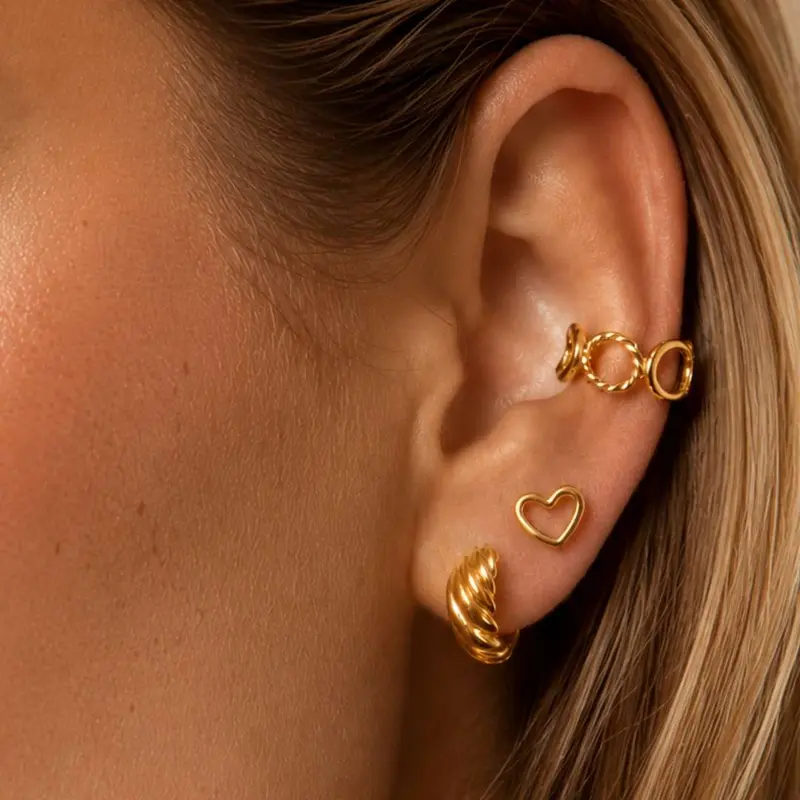 6mm Kleine Oorknopjes Dames Goldplated Zilver Met Hartje