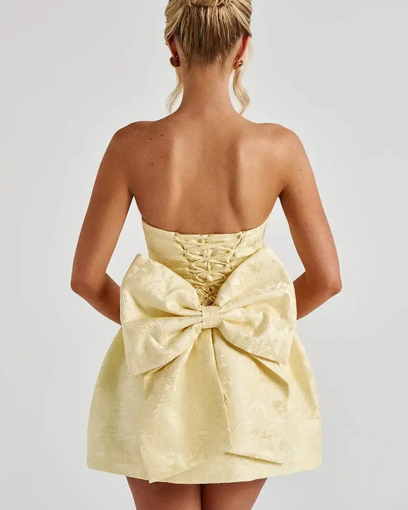 Alina Trägerloses Jacquardkleid Damen