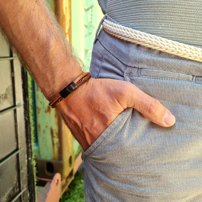 Bruine Leren Armband Heren Sturdy Duo - Twee Koorden - Stalen sluiting - Gevlochten