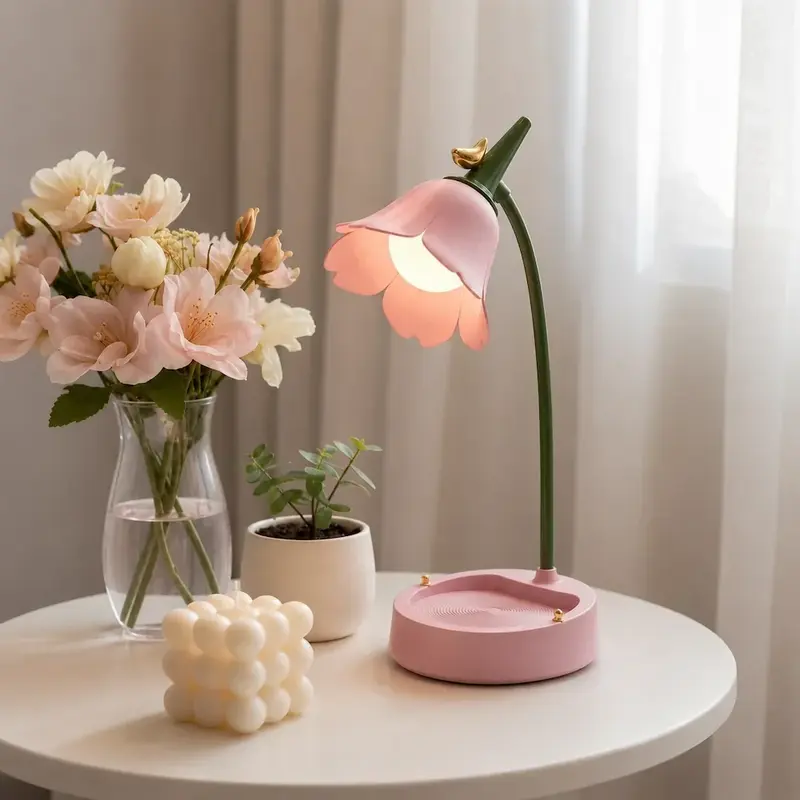 Bureaulamp in bloemvorm – oplaadbaar, dimbaar en drie lichtkleuren