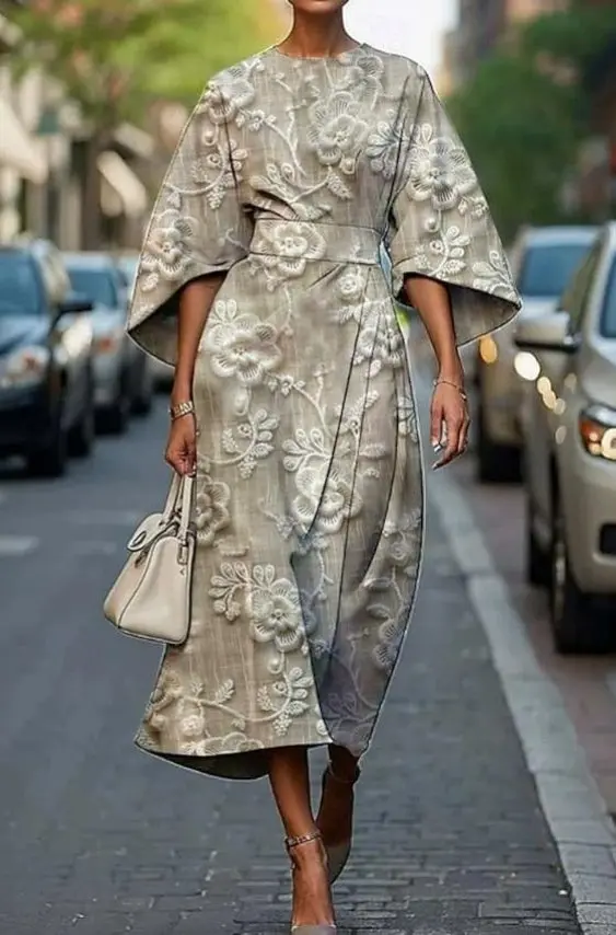 Clara | Midi Kleid Kimono Ärmel Gürtel Stickerei Seide