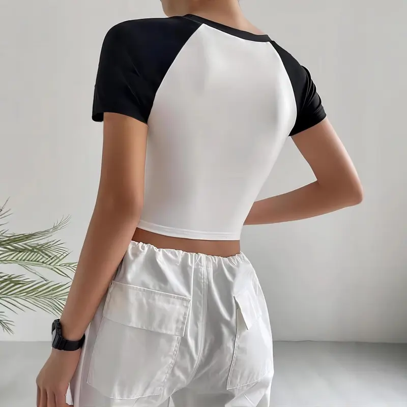 Damen Crop-T-Shirt mit modernem Raglan-Schnitt und figurbetontem Design Drune