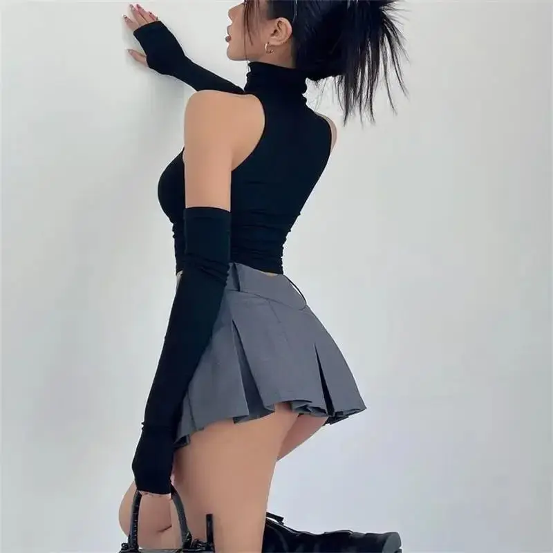 Damen Langarm Crop-Top mit Stehkragen und figurbetontem Schnitt Drune