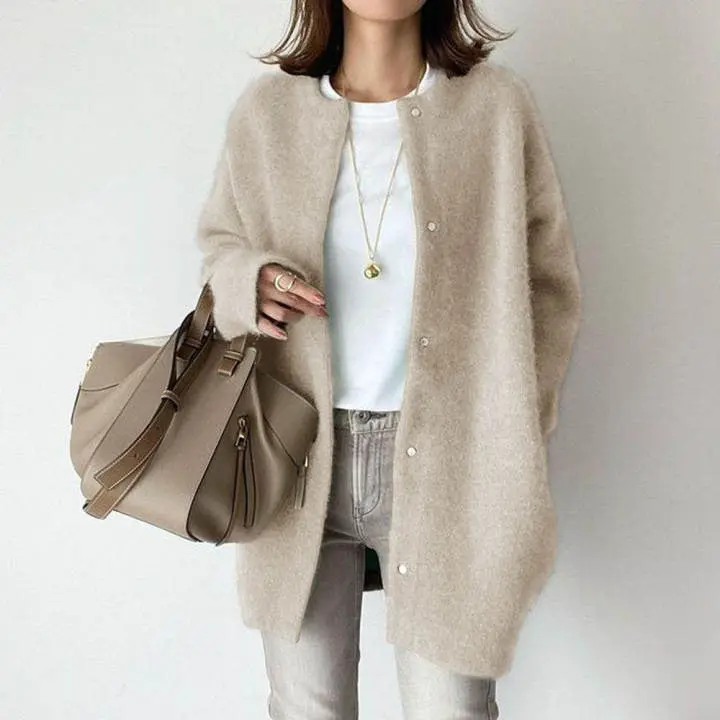 Damenstrickjacke aus Wolle | Taschen