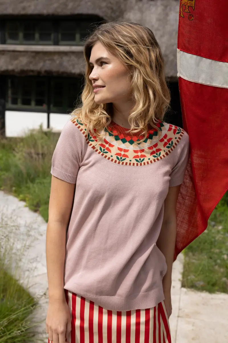 Daneglow Sweater Tee Quail
