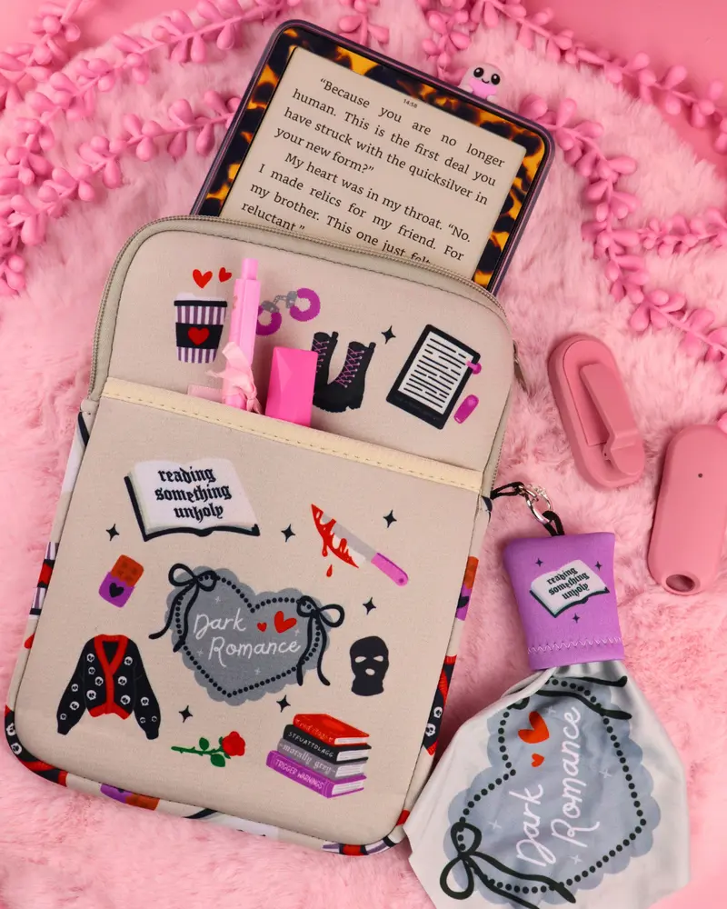 Dark Romance E-reader Sleeve
