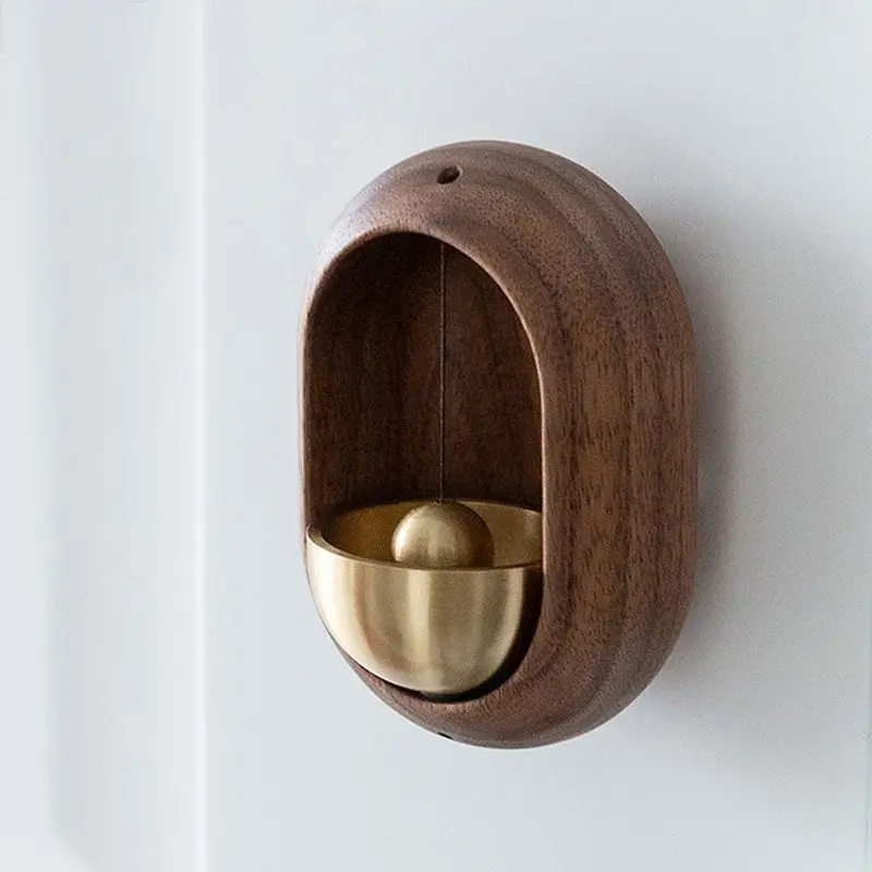 Deurbel Hanger – Houten Wandbel met Messing Bel en Decoratief Design