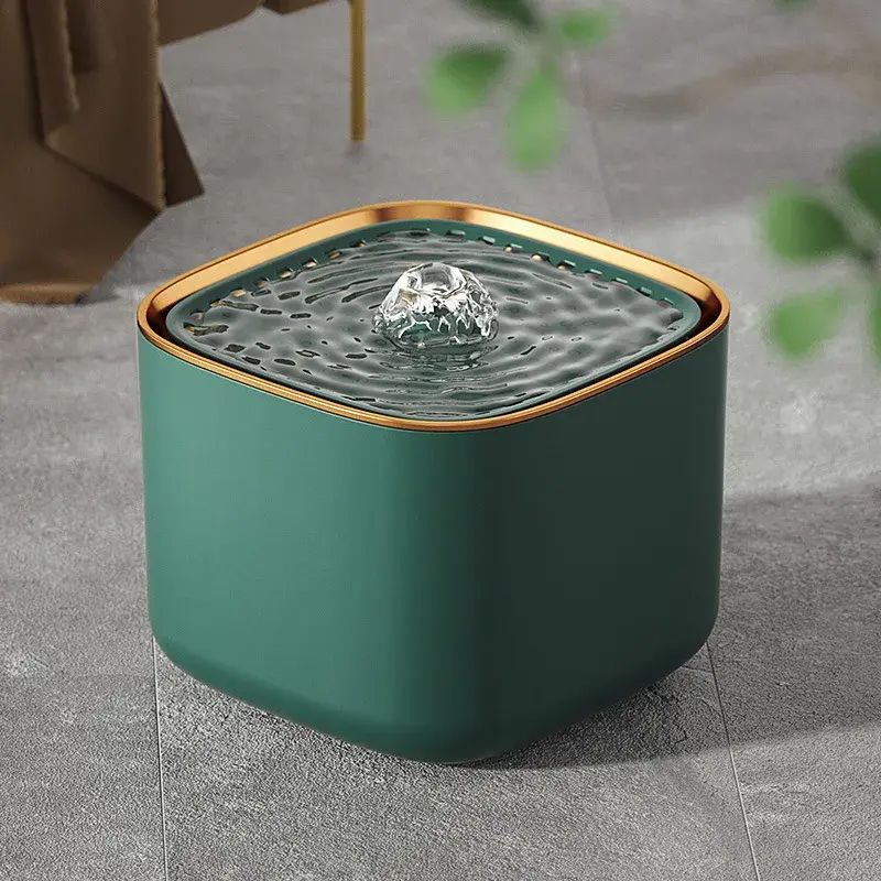 Drinking Fountain for Dogs and Cats – 3L, Quiet Design with Built-in Water Filter for Home Use