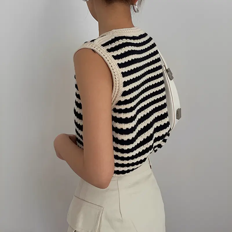 Eloise - Elegante Streifenweste