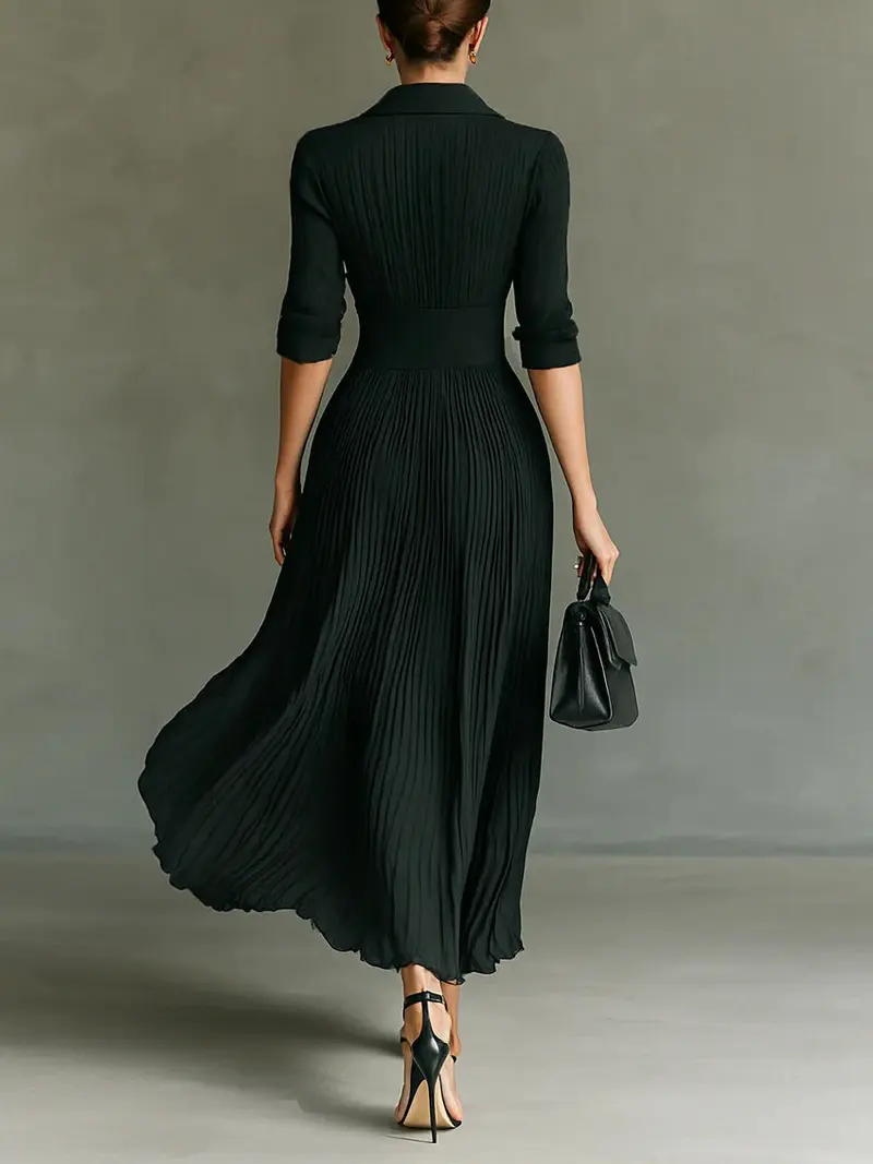 Elvira | Langärmliges Plissékleid mit Revers und hohem Taillenschnitt