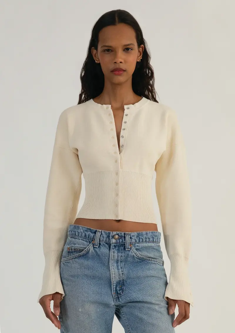 Gerippter, kurzer Damen-Cardigan mit Knöpfen – Figurbetontes Langarm-Strickoberteil