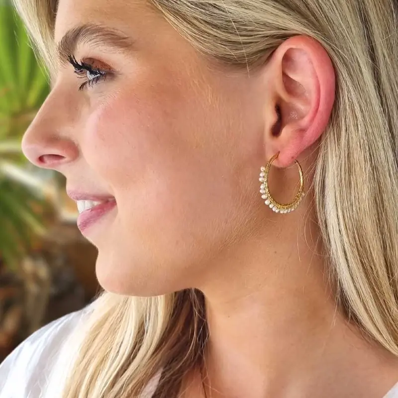 Gold plated zilveren hoop oorbellen met parels - Sofia