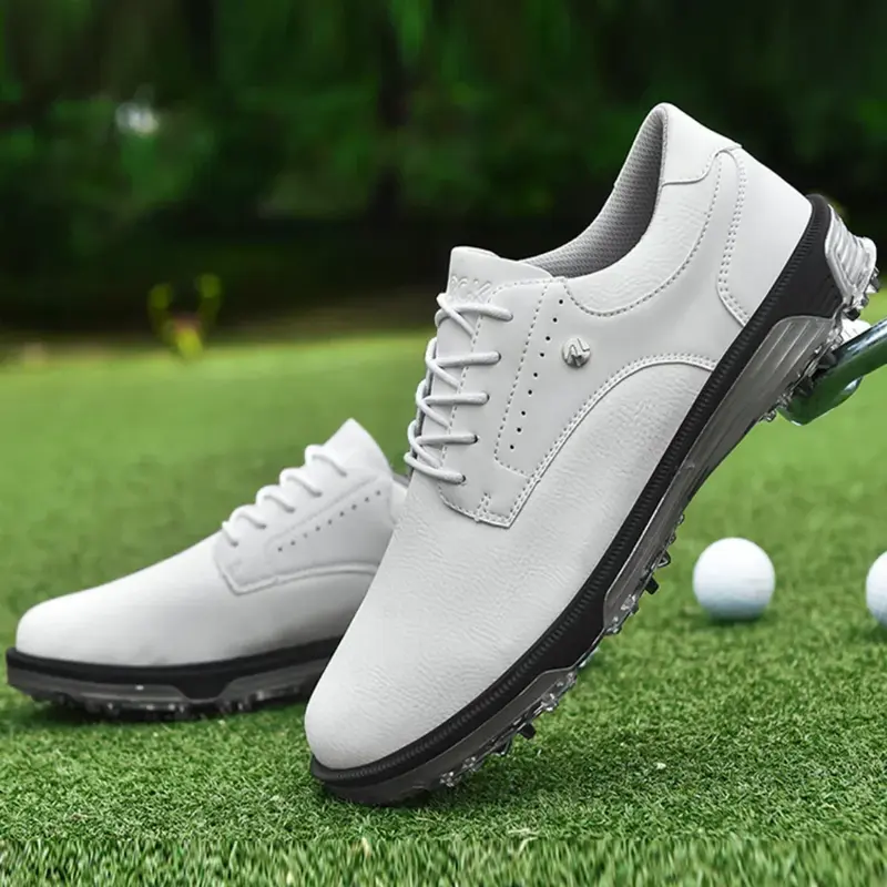 Golfsportschoen heren – sluit stevig om de voet, van eerste tee tot clubhuis