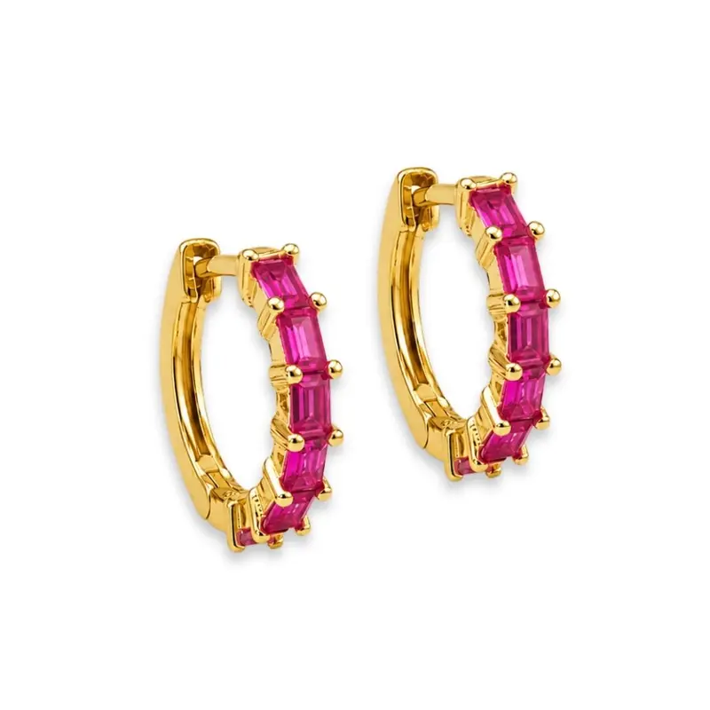 Huggie Oorbellen Verguld Ciara | Roze Fuchsia Steentjes