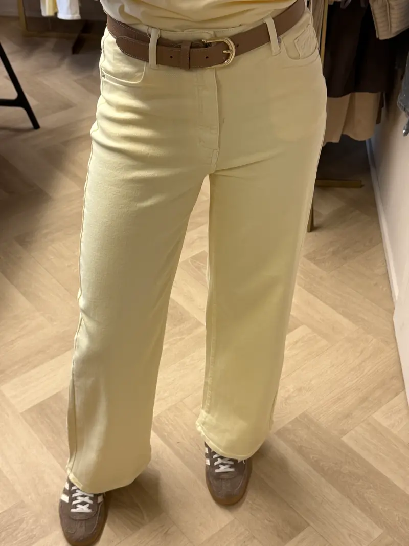 Jeans Laulia Wide Leg Zachtgeel