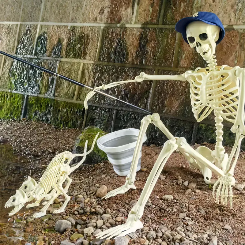 Levensgrote skeletten – drie van 1,65 m met buigbare gewrichten