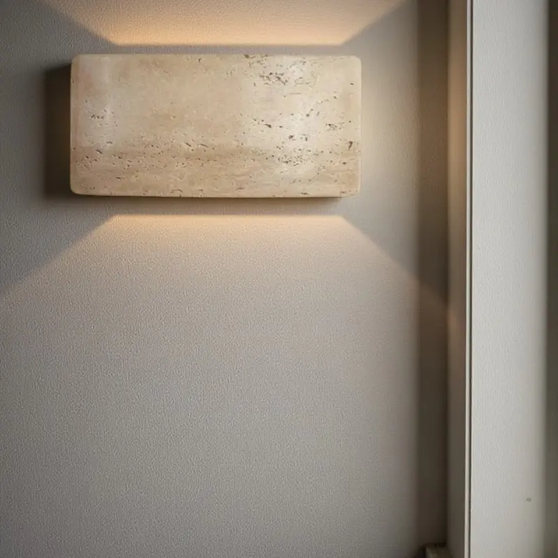 Luna - LED Wandleuchte mit geschwungenem Design für