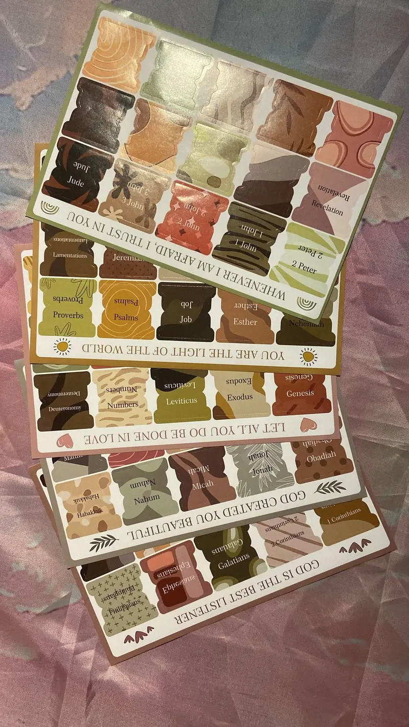 Luxe Bijbeltabs Set - 66 Elegante Zelfklevende Tabs in Diverse Stijlvolle Kleuren