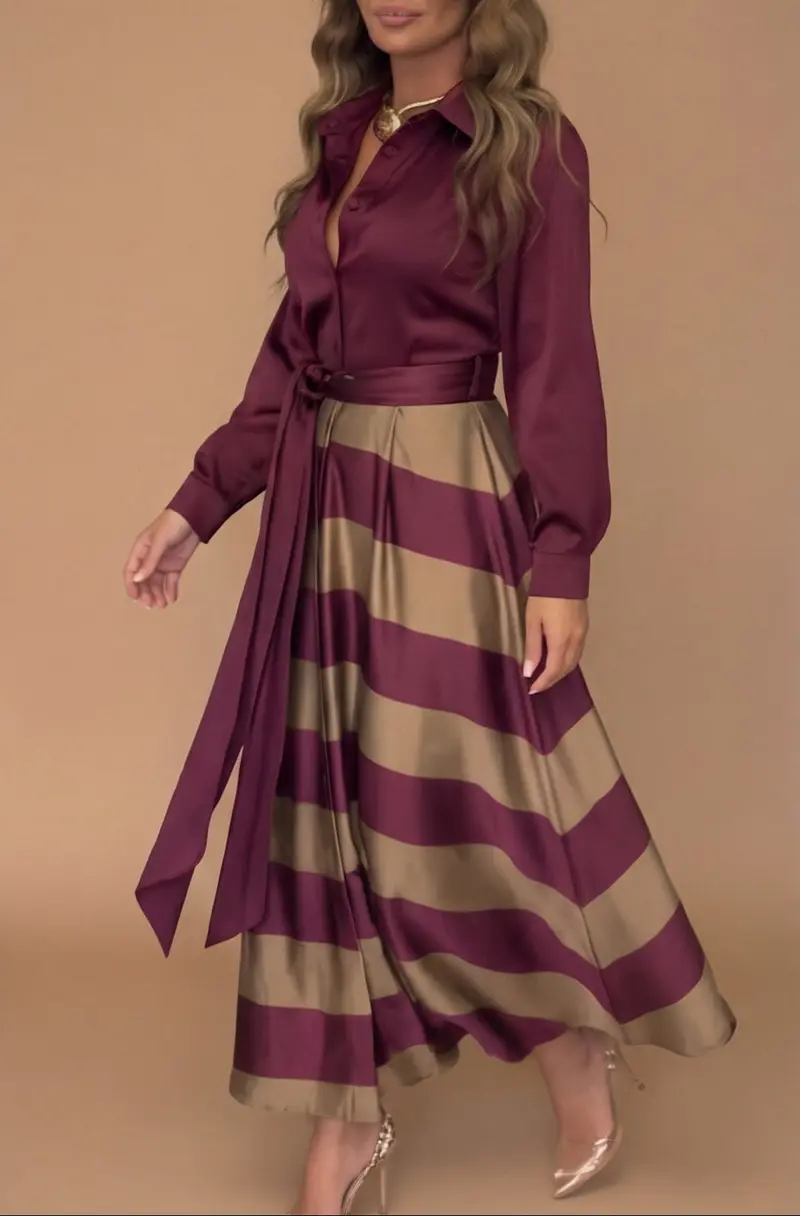 Mila™ - Gestreifte Lange Kleid mit Spitze