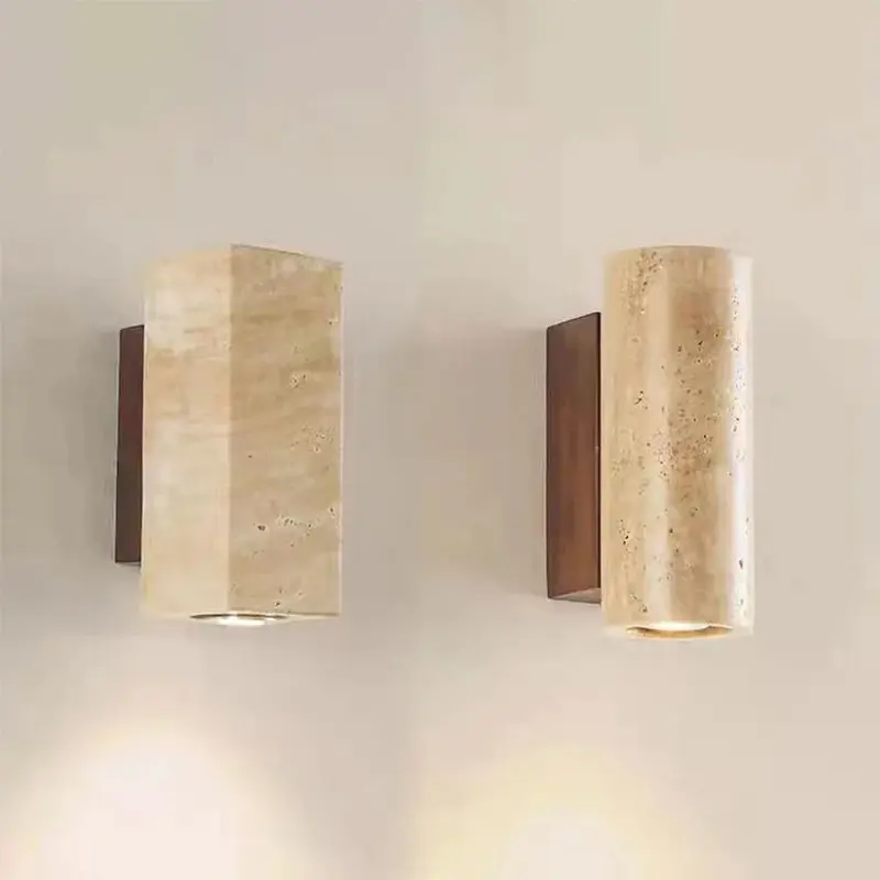 Murano - Wandleuchte aus Naturstein mit Holzrückwand