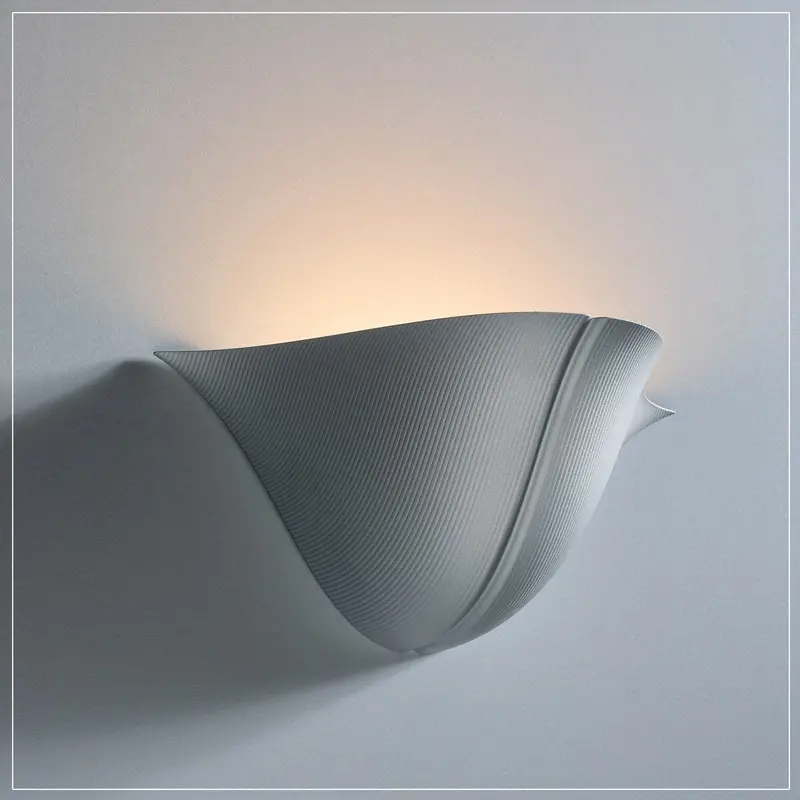 Muschelförmige - LED-Wandleuchte aus Aluminium