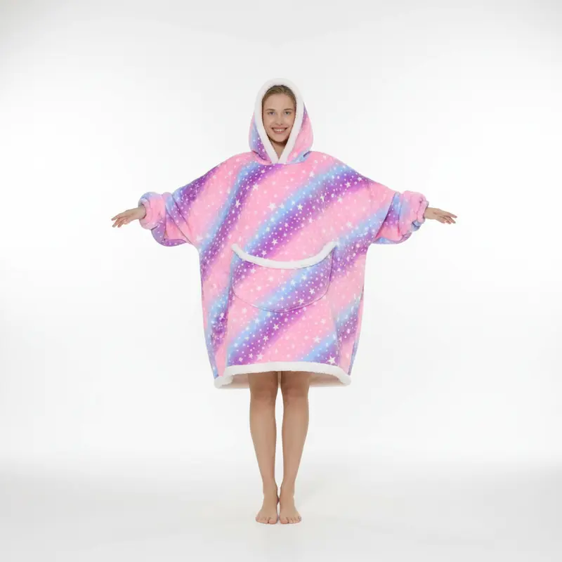 Oversized Fleece-Decke - SnuggleHood