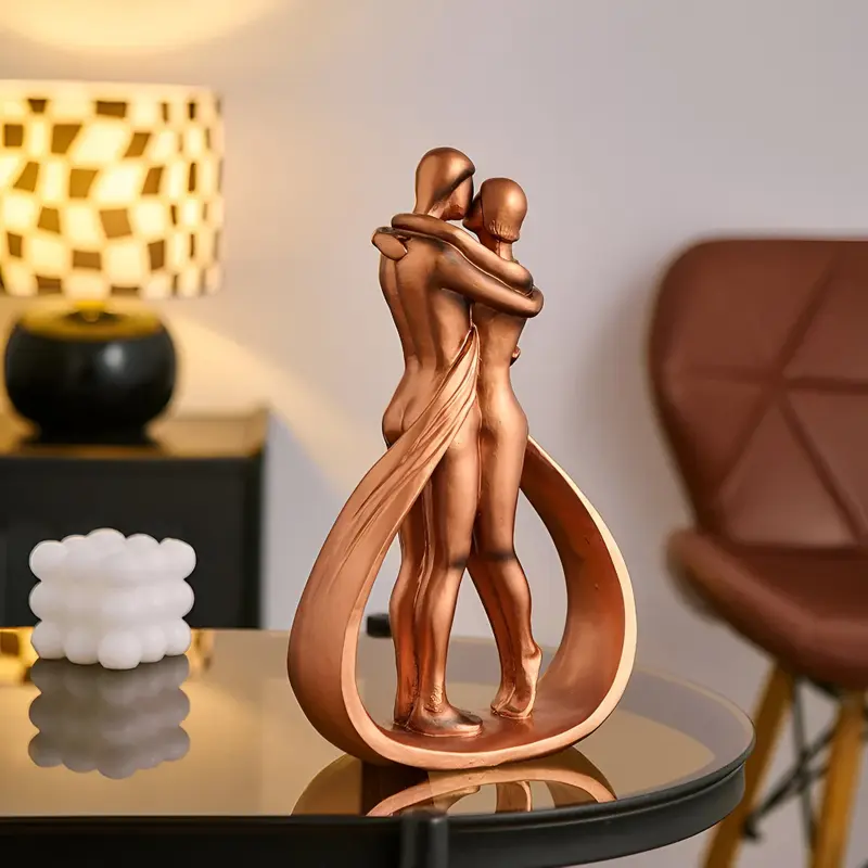 Pärchenfigur - Paar aus Harz rotbronze