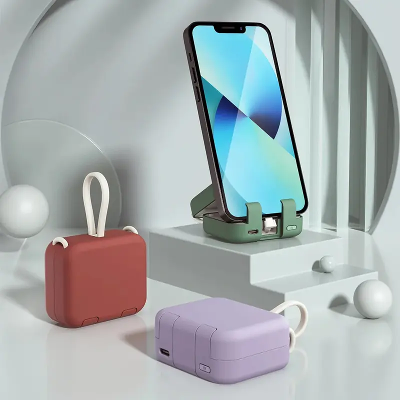 Powerbank – compacte 4000mAh oplader met ingebouwde kabels