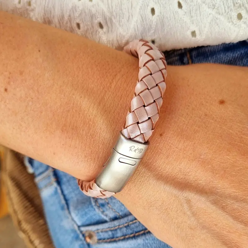 Roze Leren Dames Armband Iced Pink