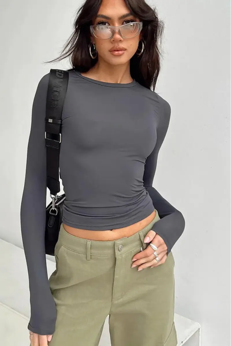 Slim Fit T-Shirt mit langen Ärmeln
