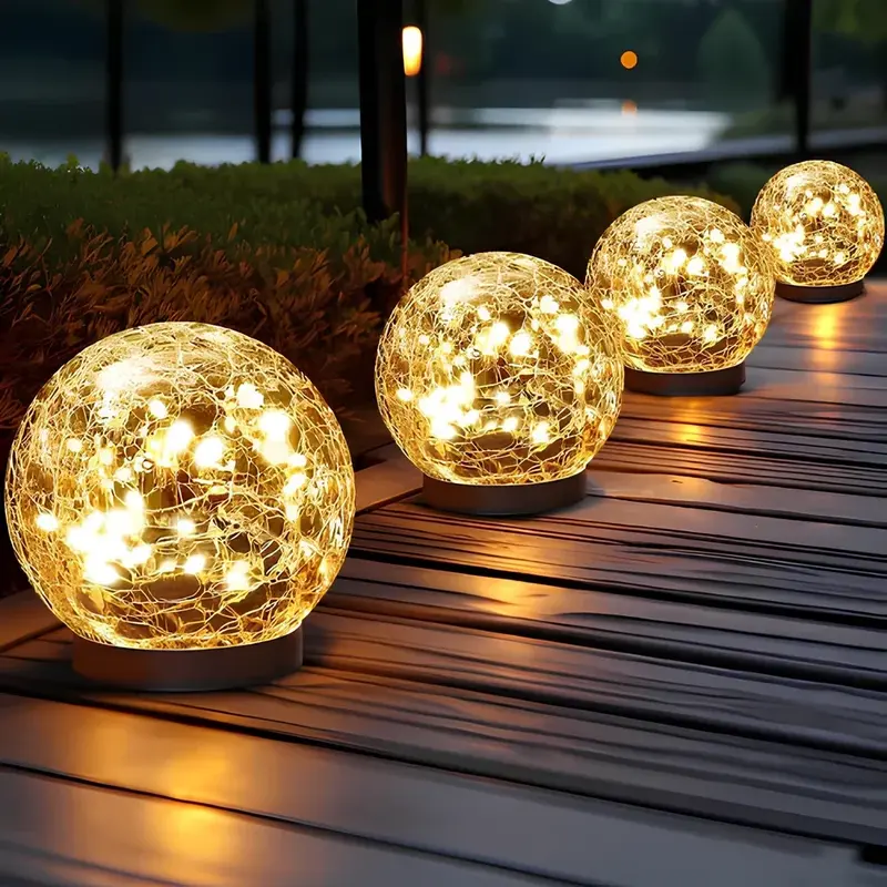 Solar bollamp – gecraqueleerd glas met schemersensor en warm licht
