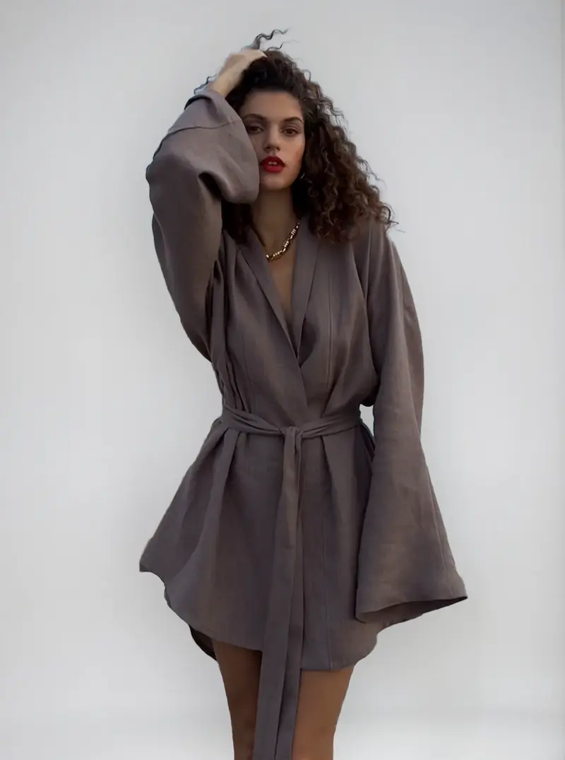 Sommerkleid mit langen Ärmeln