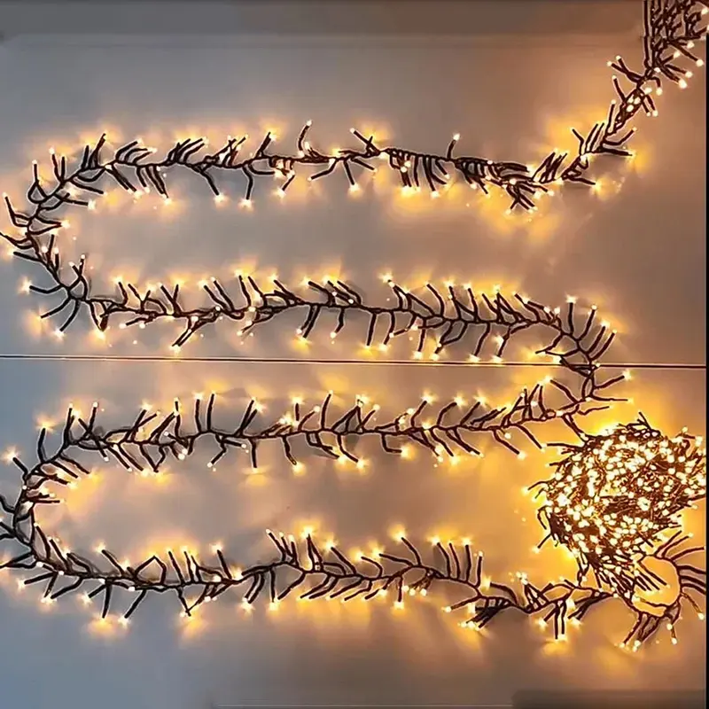 Sparkla - 25 m lange Lichterkette mit 2000 warmweißen LEDs
