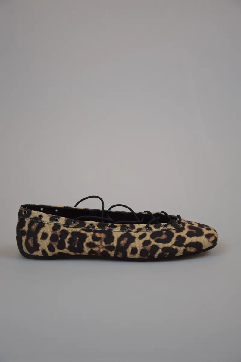 Steve Madden Ballerina Pointe Leopard