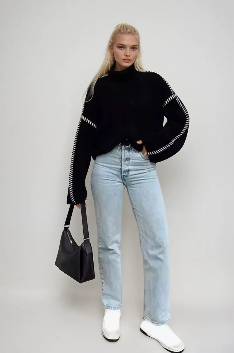 Strickpullover mit Kontrastdetails