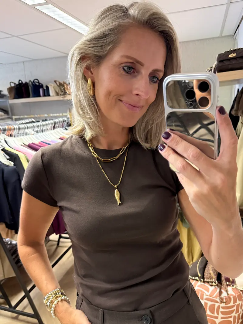 T-shirt Amy Basis Bruin