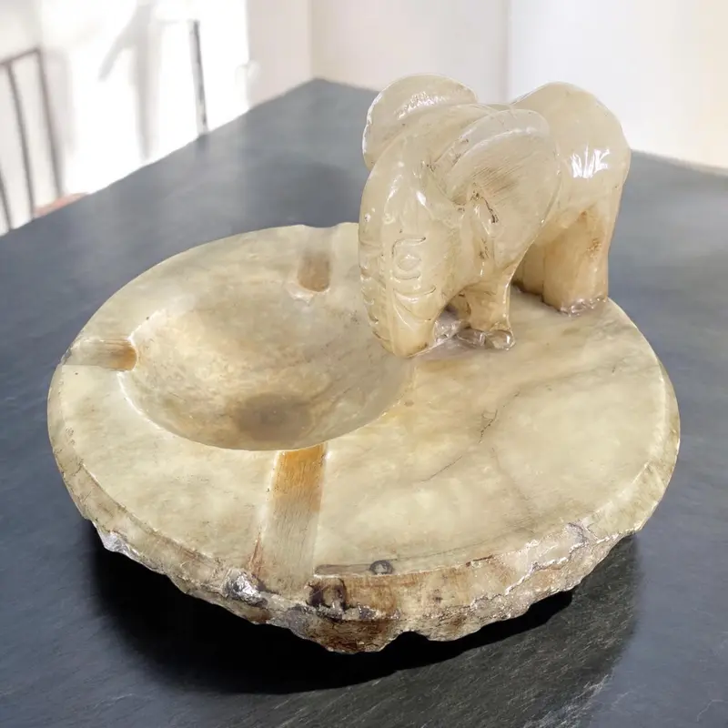 Vintage Handgesneden Albasten Olifant Asbak
