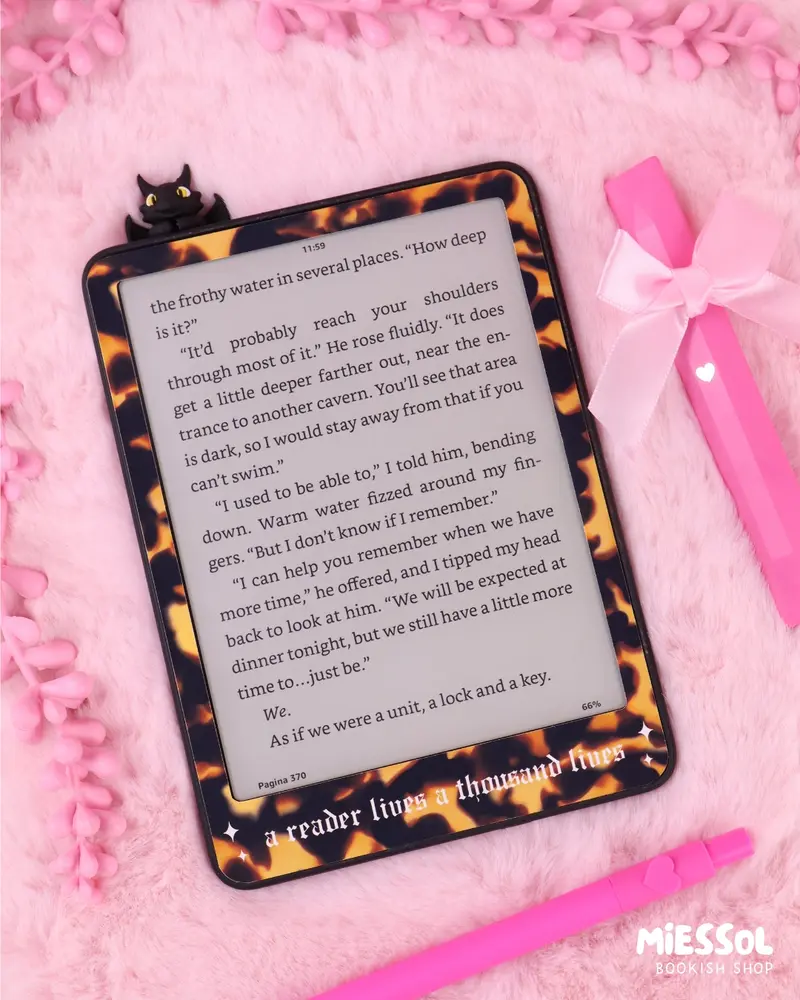 Vinyl E-reader Skin For Kindle and Kobo | Tortoise Shell 'A reader lives a thousand lives"