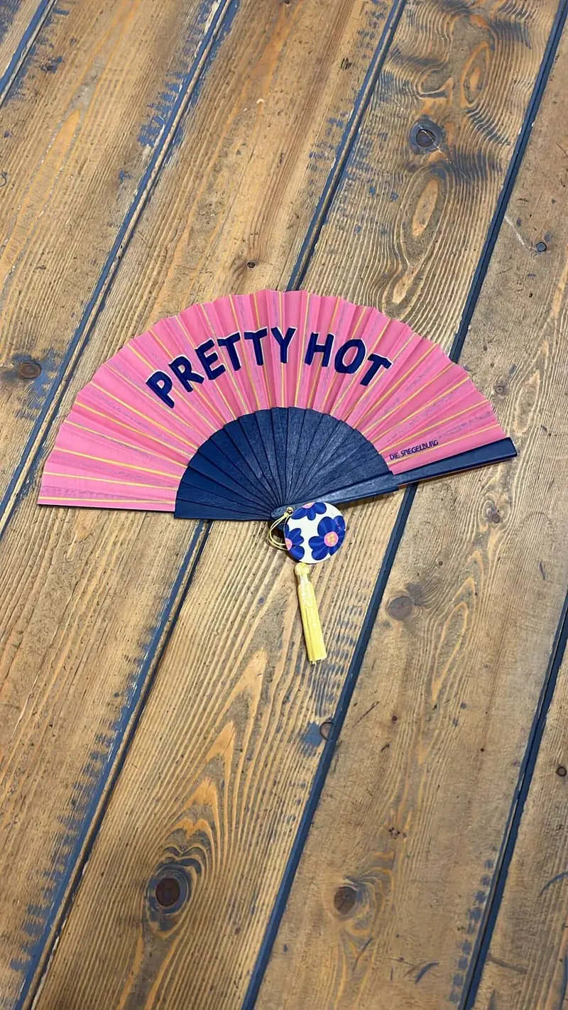 Waaier met tekst Pretty Hot