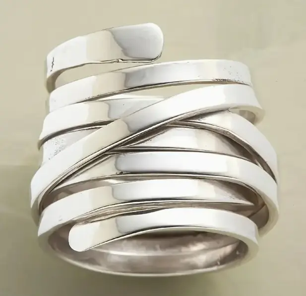 Wirbel Design Vintage Ring