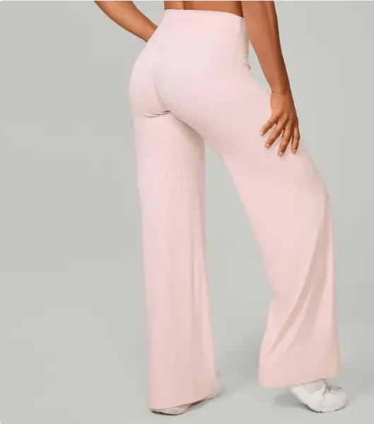 Women's High-Waisted Stretch Pants with a Comfortable Fit and Practical Pockets